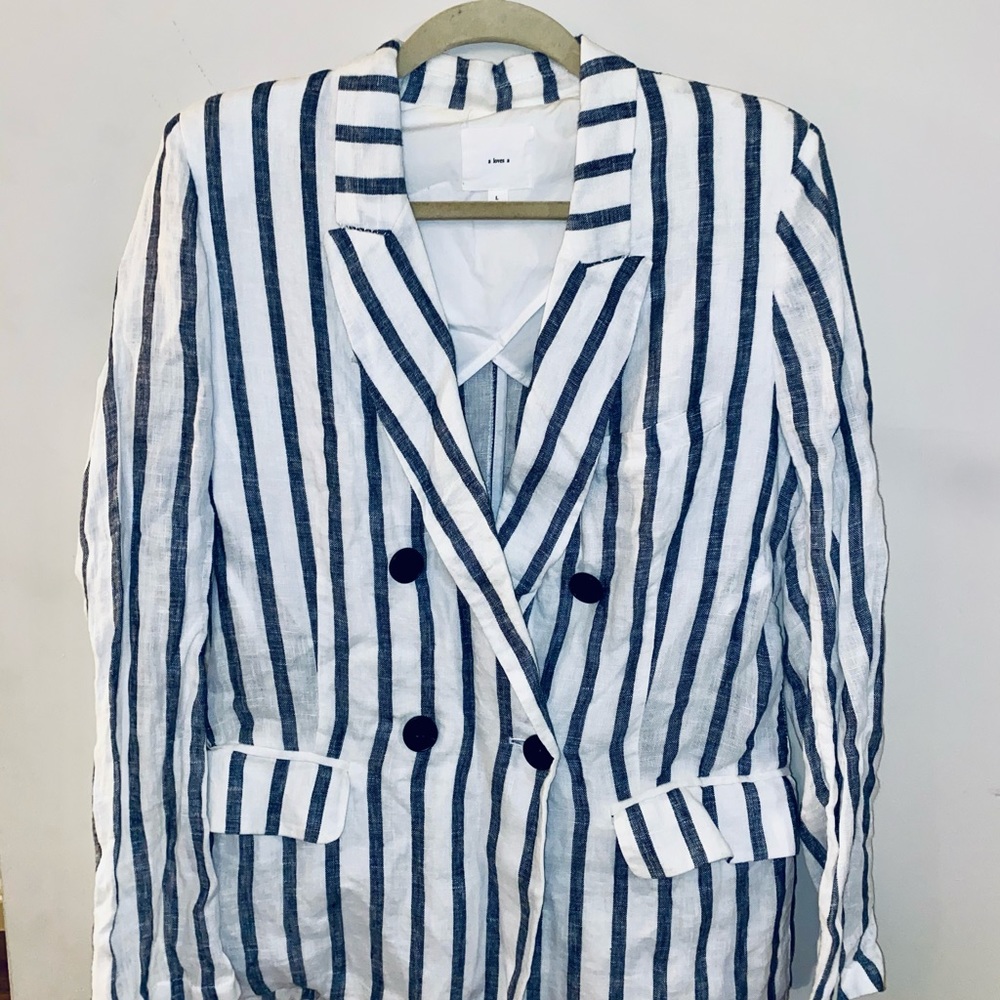 Linen Blazer